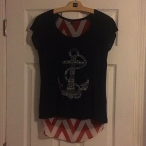 Cute top with an open peak back